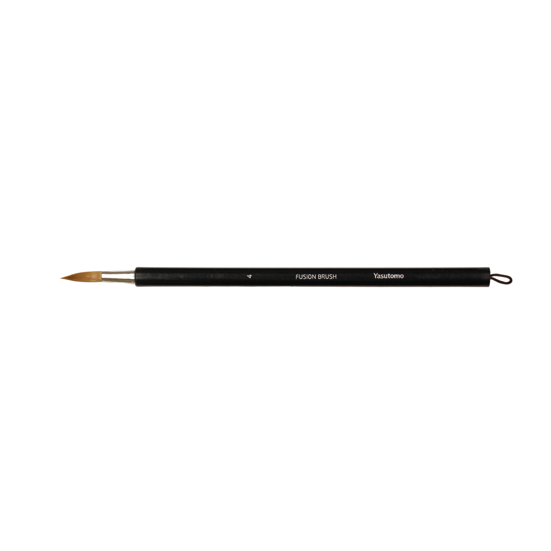 size 4 round fusion brush