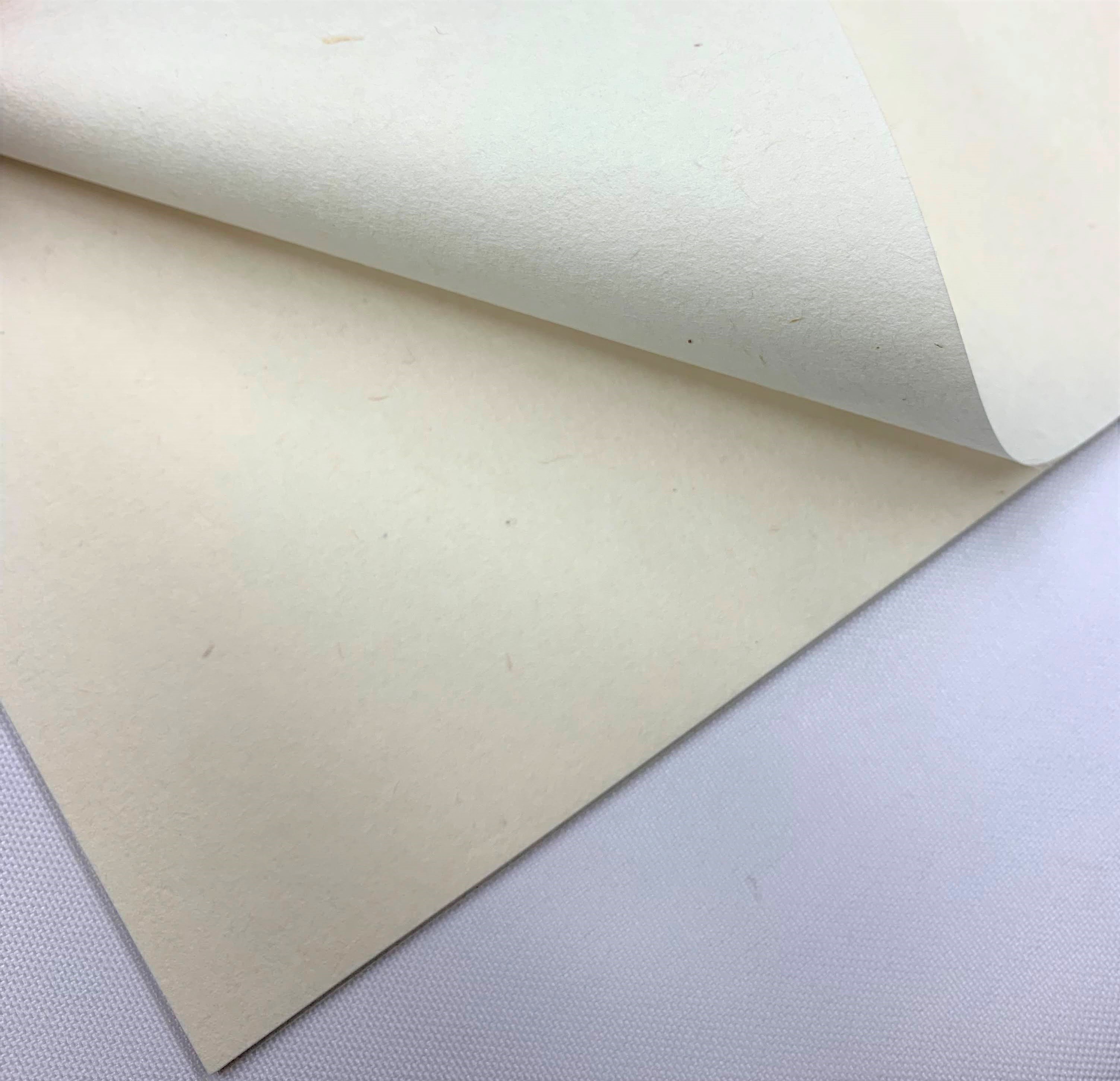 6K – Kozo Pure Paper 10 1/2″ x 13 3/4″ – 10 Sheets – Yasutomo